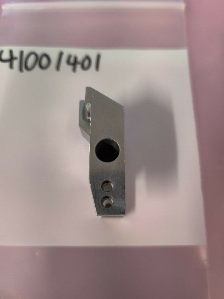 Universal Instruments Spreader .300 41001401