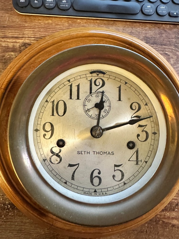 Vintage SETH THOMAS WWll Navy Ships Deck Clock (C4D4)