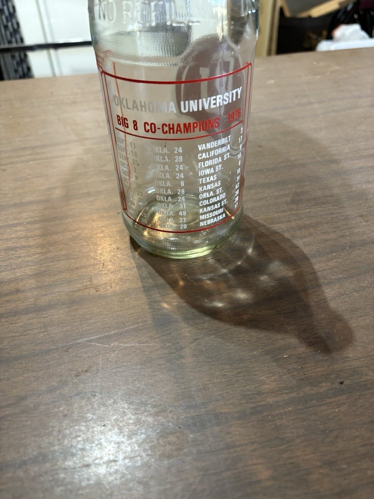 Ou Vintage Dr.Pepper Bottle