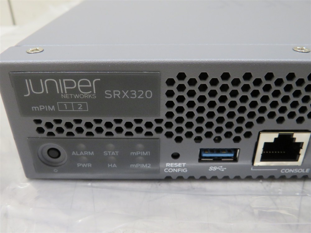 Open Box Juniper Networks Security Services Gateway SRX320-SYS-JB