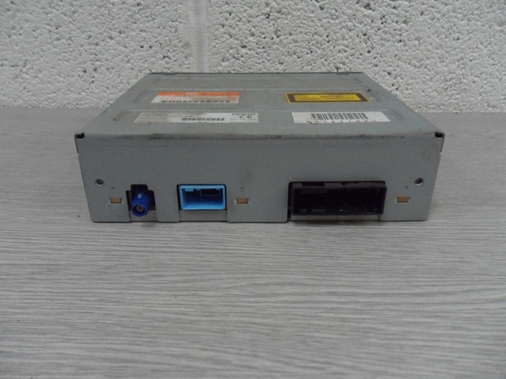 LAND ROVER DISCOVERY 3 DVD SAT NAVIGATION YIB500070