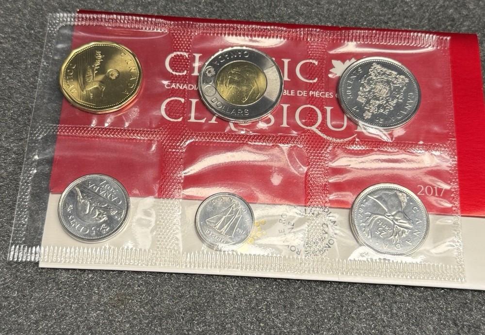 Sealed 2017 CANADA UNCIRCULATED Coin Set, All GEM RCM Mint Classic