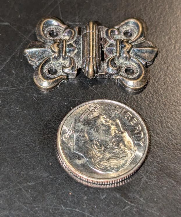 Style A Tiny Decorative Antique Bronze Finish Hinge (set of 2 hinges)