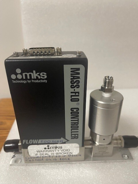 MKS Instruments Mass - Mass Flow Controller 500 sccm N2/ used, working condition