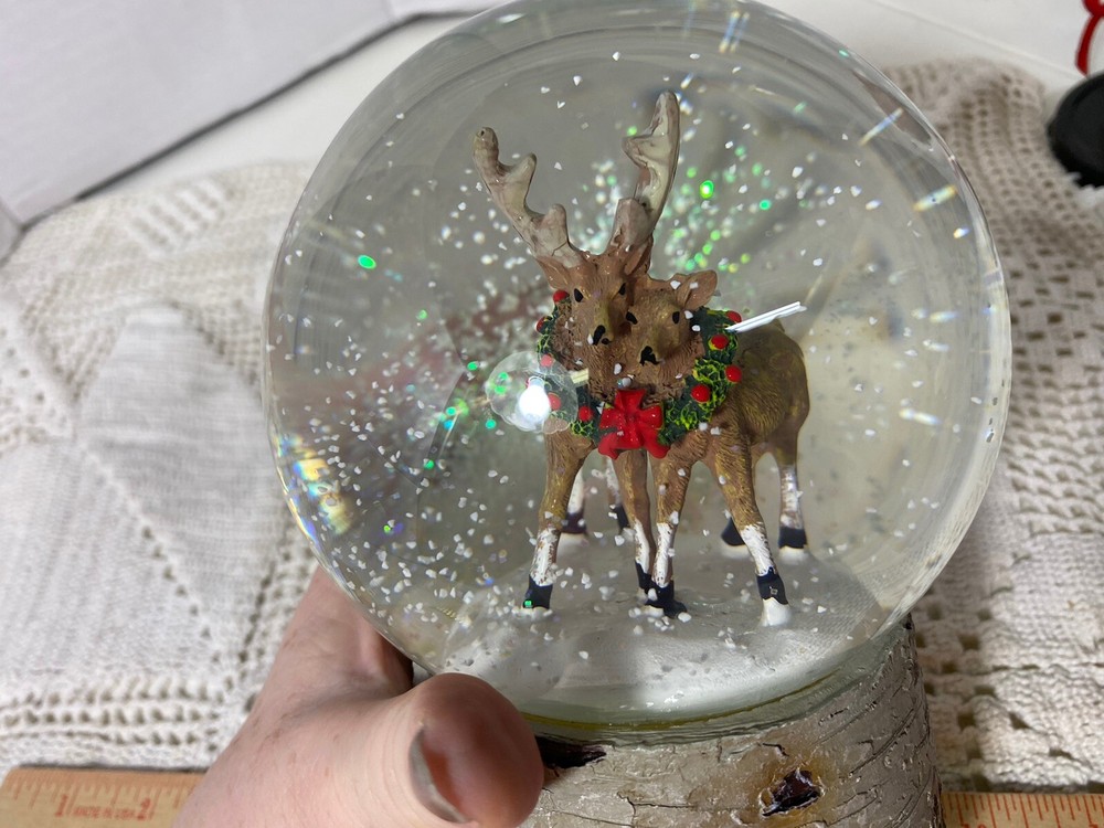 Martha Stewart 7” Stag&doe Snowglobe Musical Pristine E75