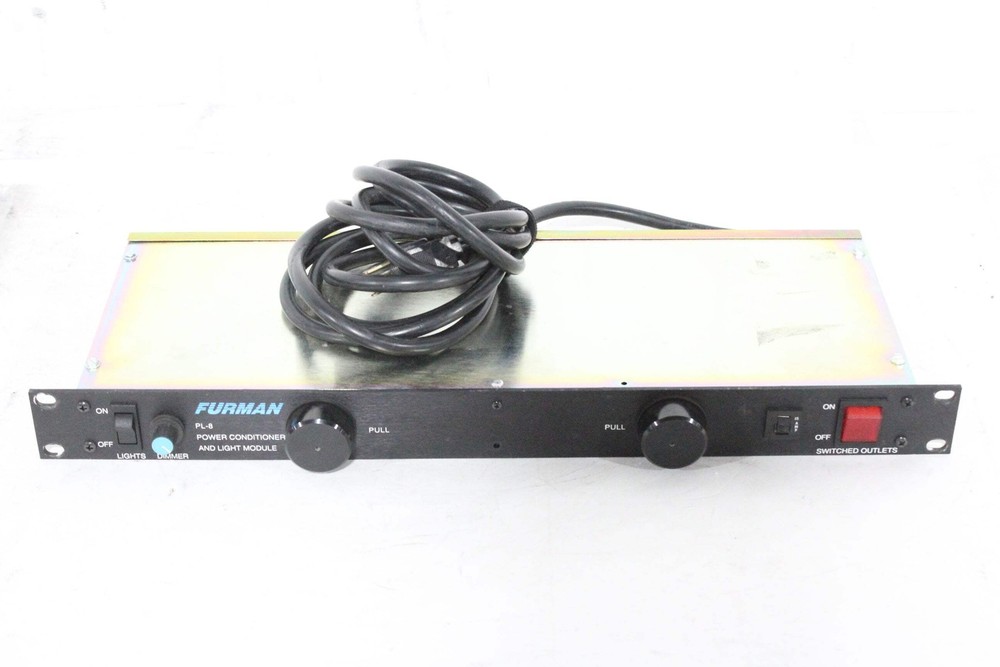 Furman PL-8 Power Conditioner & Light Module