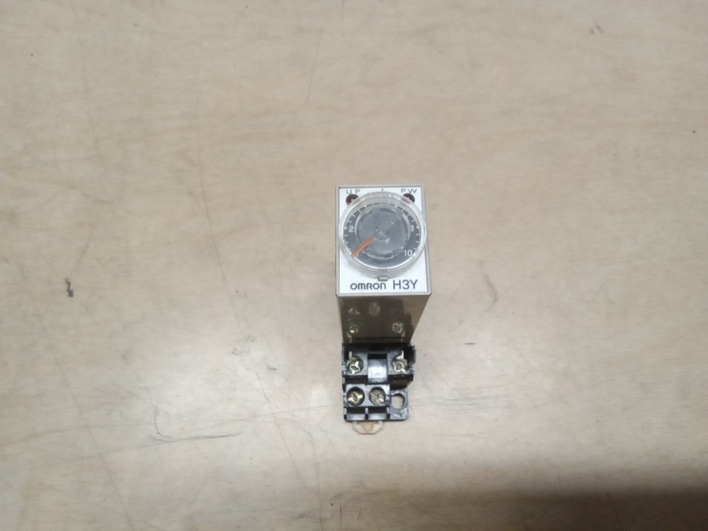 Omron H3Y-2 Timer W/ 2-M4X10 Base 120v