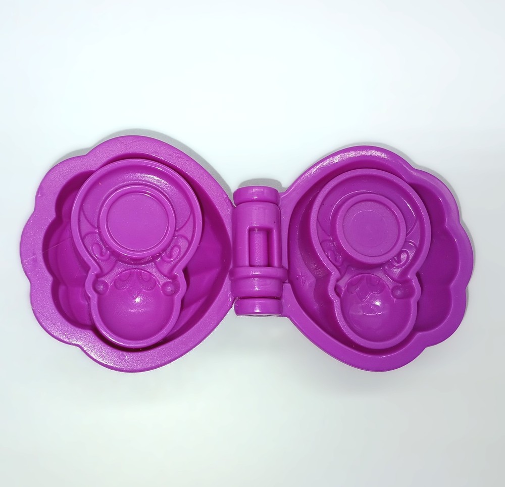 PLAYDOH / PLASTICINE TOOLS AND ACCESSORIES VINTAGE