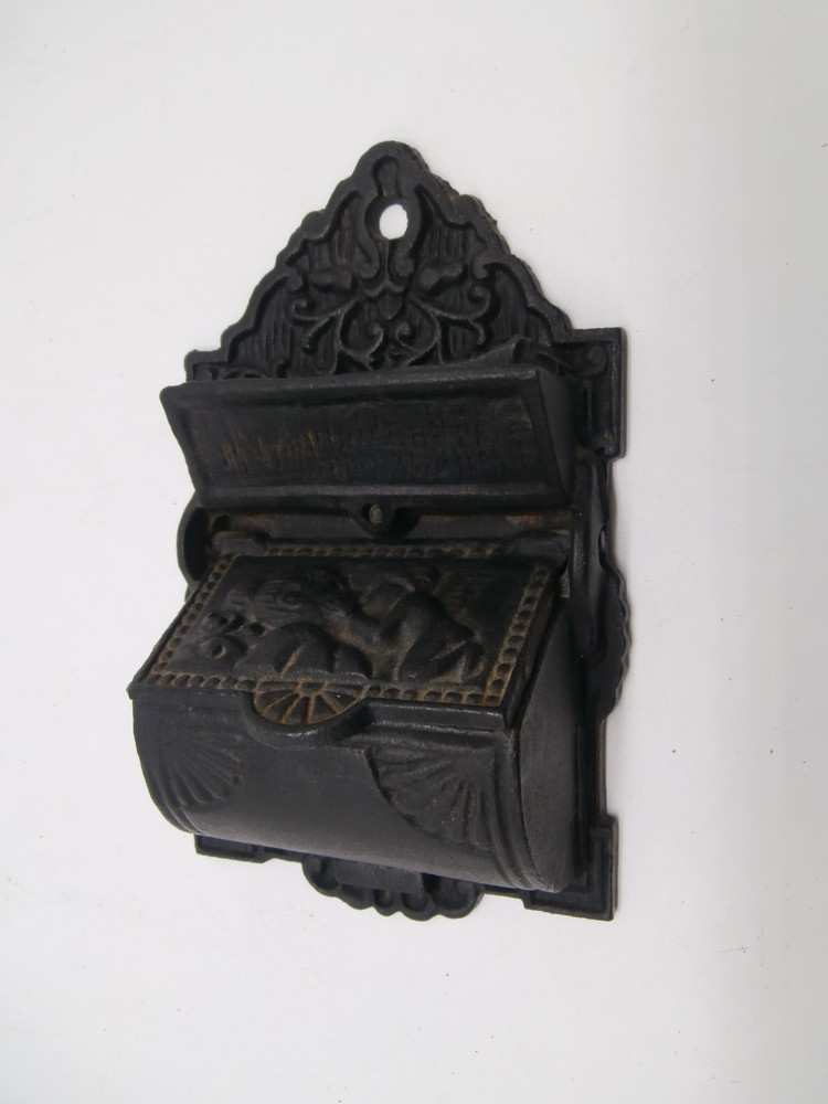 ANTIQUE CAST IRON WALL MOUNT MATCH SAFE HOLDER