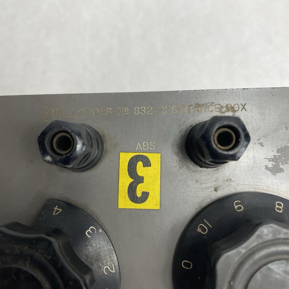 Hallcross No 830 Resistance Box Untested
