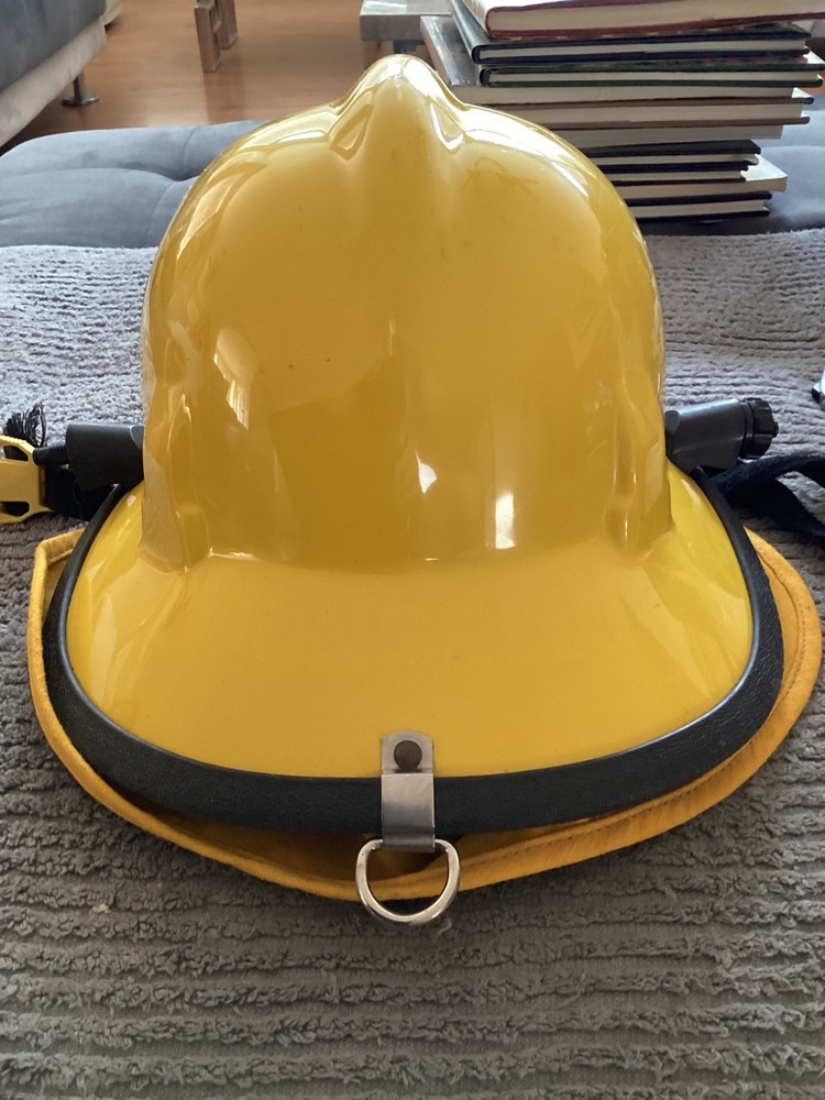Cairns Structural 360S Fire Helmet