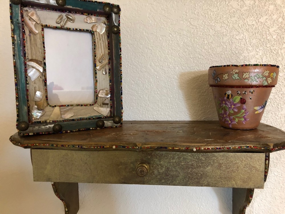 Precious shelf and drawer