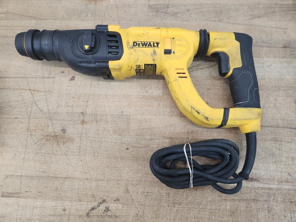 DEWALT D25262 1" SDS Rotary Hammer (Tool Only)