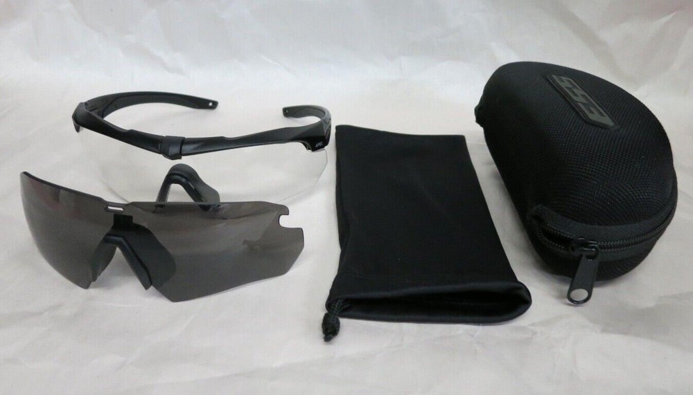 ESS CrossBlade Black W/Clear, Smoke Gray Eyeshields & Hard Case