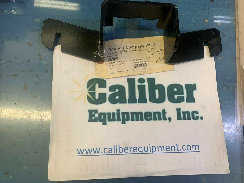Tennant Squeegee Bracket P/N 222230