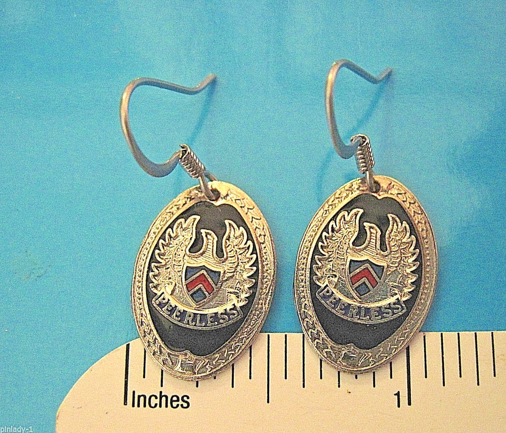 PEERLESS auto   - earrings , ear rings GIFT BOXED