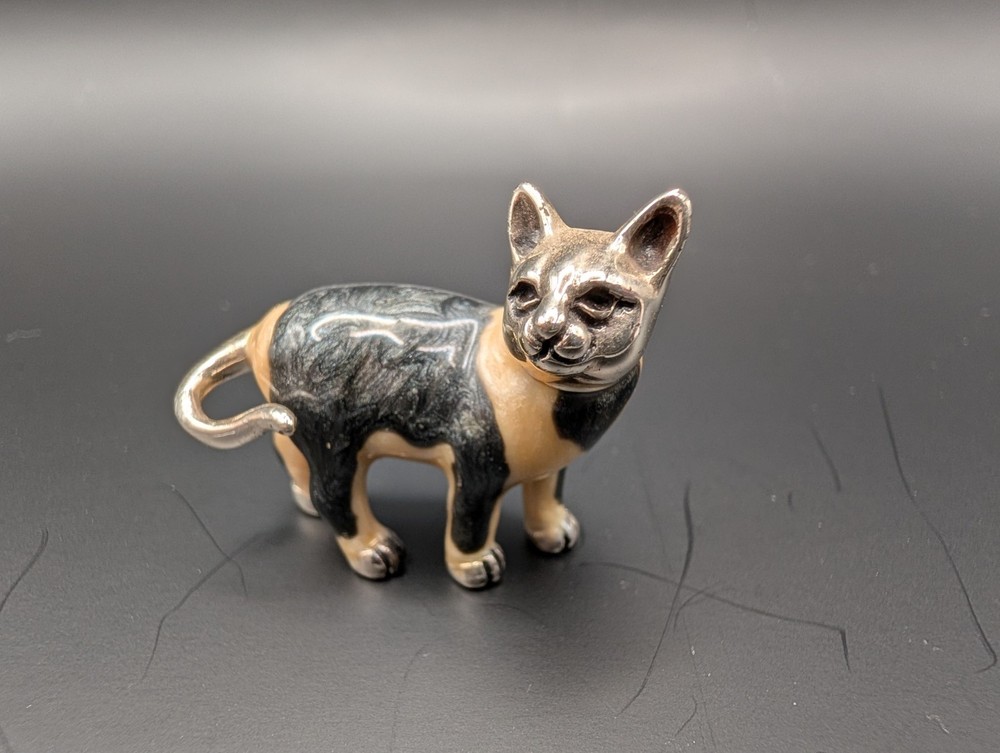 Saturno Sterling Silver and Enamel Black & White Cat - "Medium"