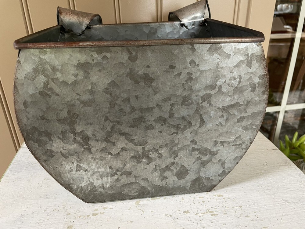 Tin Pig bucket or planter Young’s Inc.