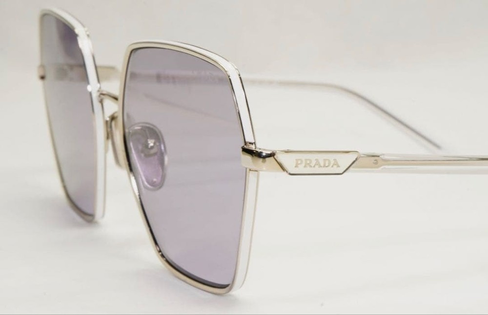 Prada Sunglasses Classic Frame Black New
