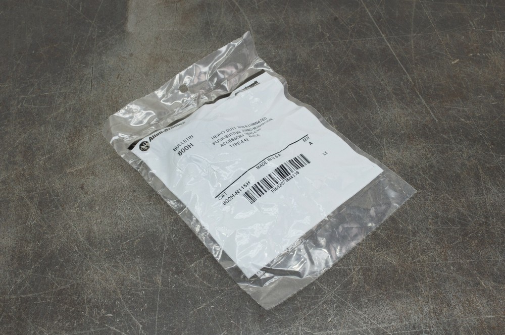 Allen Bradley AB 800H-N115H Operator Control Push Button Black