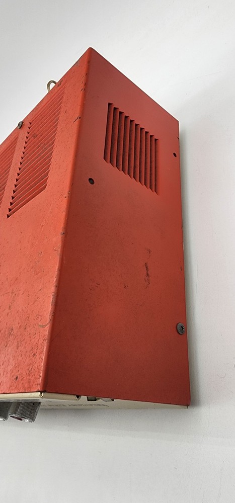 Newcomb Pathfinder PF-252 Solid State Amplifier Vintage Powers On