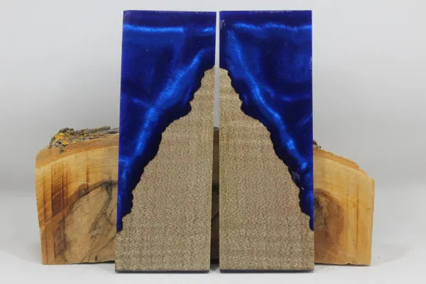 HYBRID STABILIZED MAPLE BLUE CUSTOM COMPOSITE KNIFE HANDLE MATERIAL (8147)