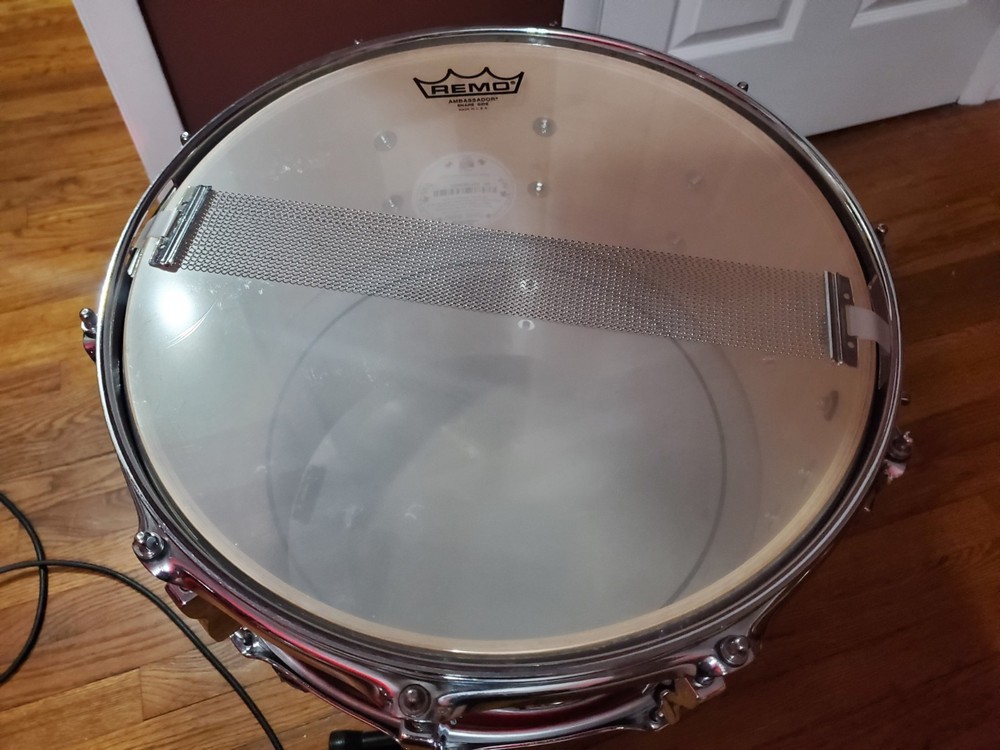 Ludwig Classic Maple 6.5x14" Red Sparkle Snare Drum