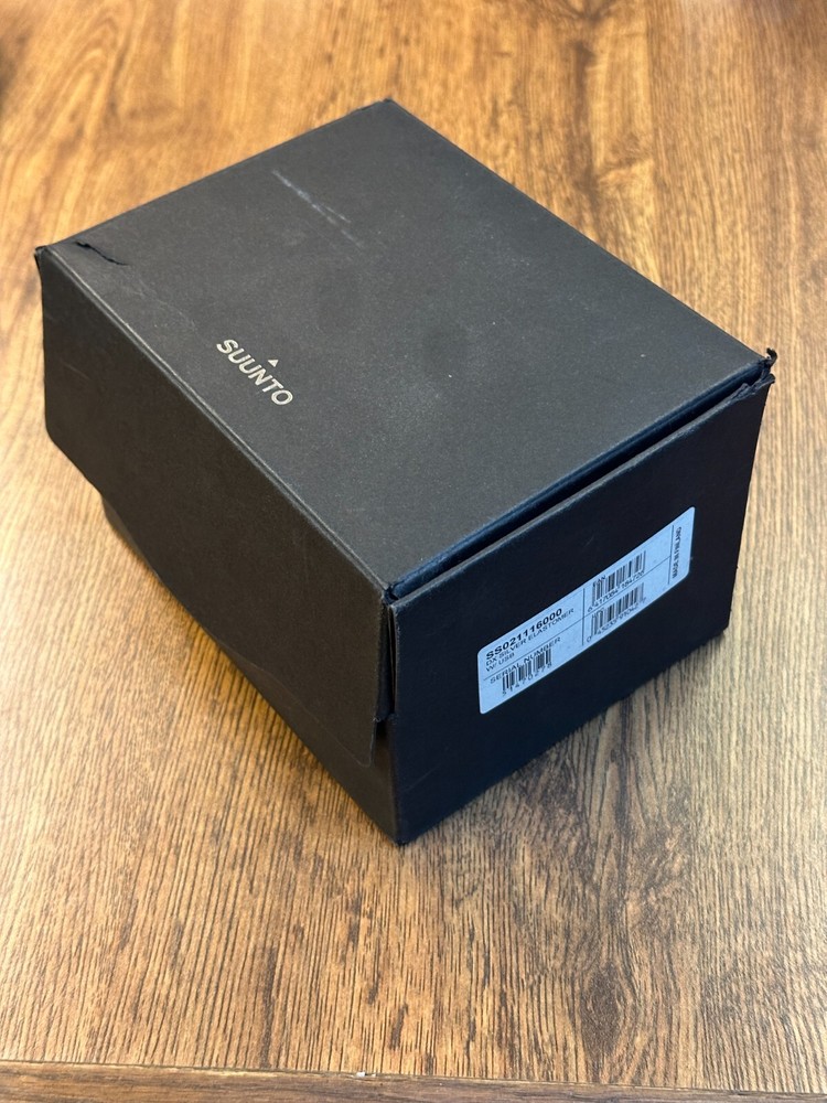 Suunto DX Dive Computer - Silver Elastomer w/ USB - Open Box