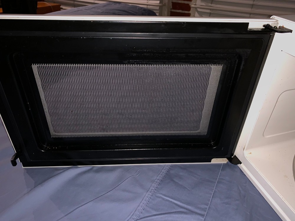 Sharp R-3A66 Microwave Oven
