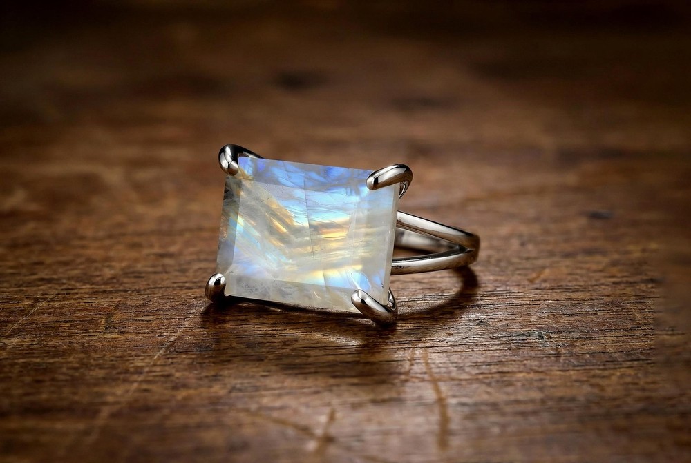 Sterling Silver Moonstone Ring Rainbow Rectangle Cut Birthstone Gift