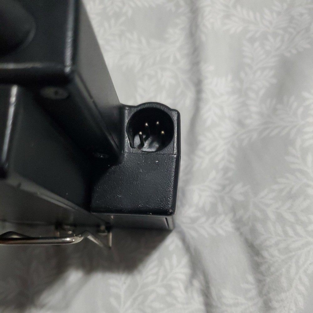 RADIOCOM TR-800 WIRELESS BELTPACK TRANSCEIVER