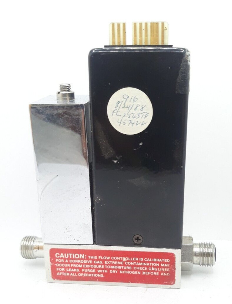 Unit UFC-1100 Mass Flow Controller Range 5 SLM Gas SiH4