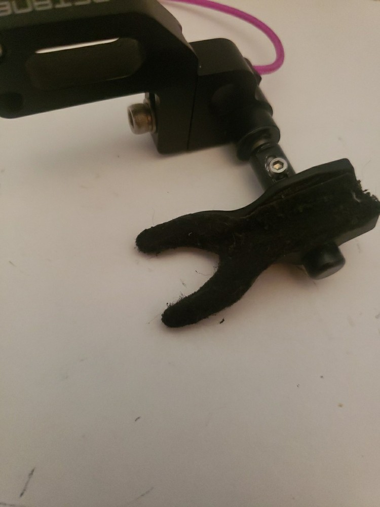 Octane Double Drop Tine Drop Away Arrow Rest RH