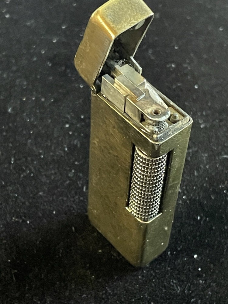 Vintage Dunhill Gold Played Lighter - Good Spark