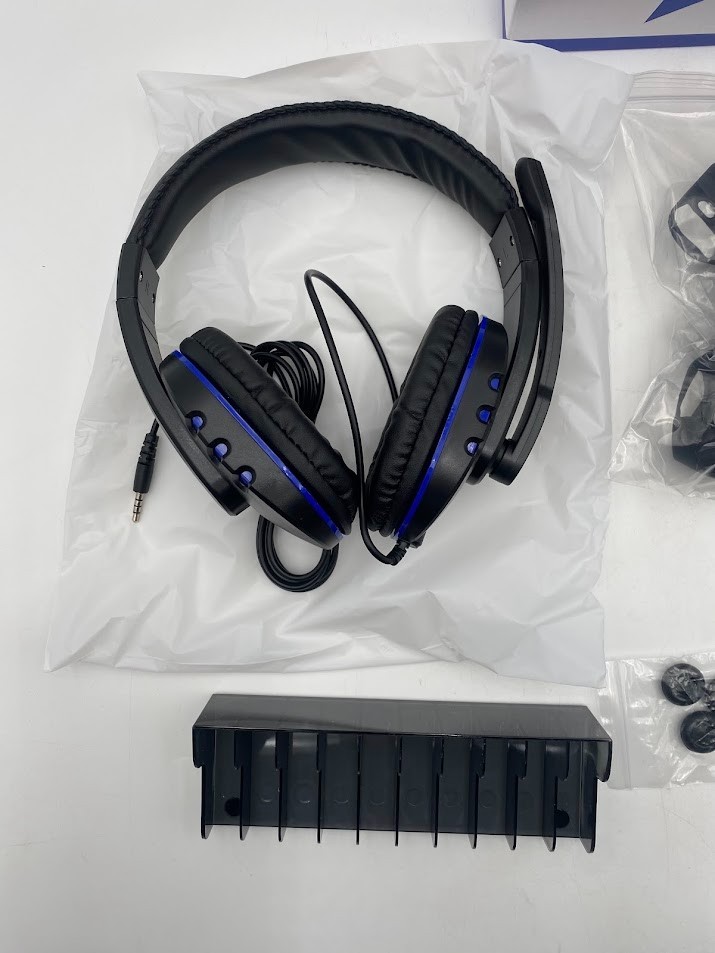 GameFitz 10 in 1 Accessories Pack with box