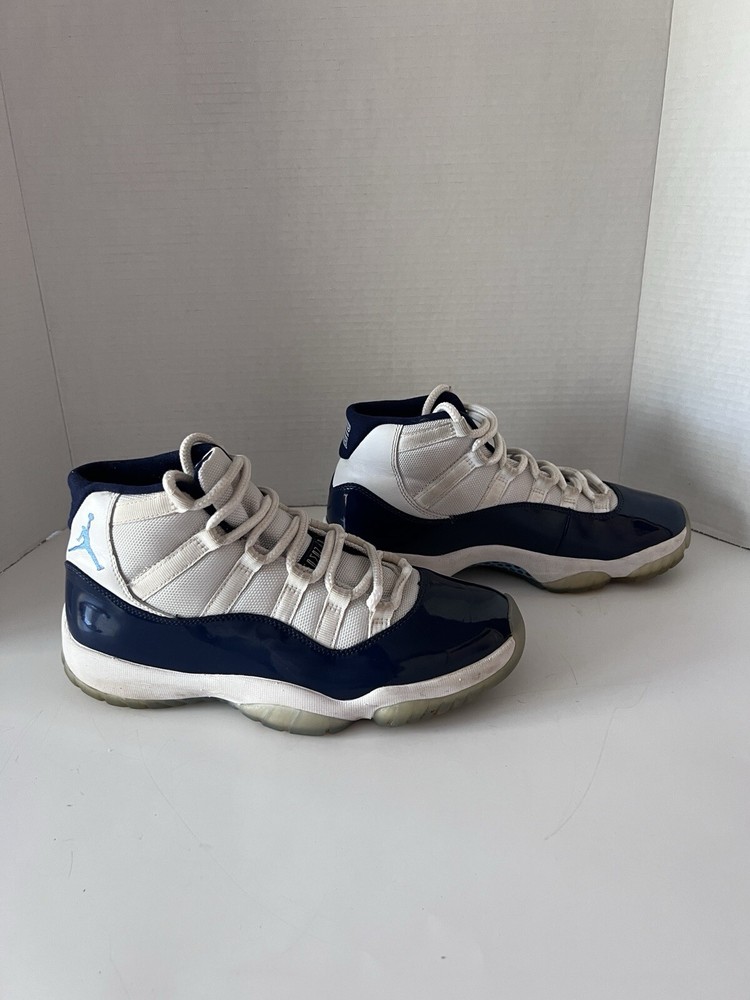 Air Jordan 11 Retro Low BG