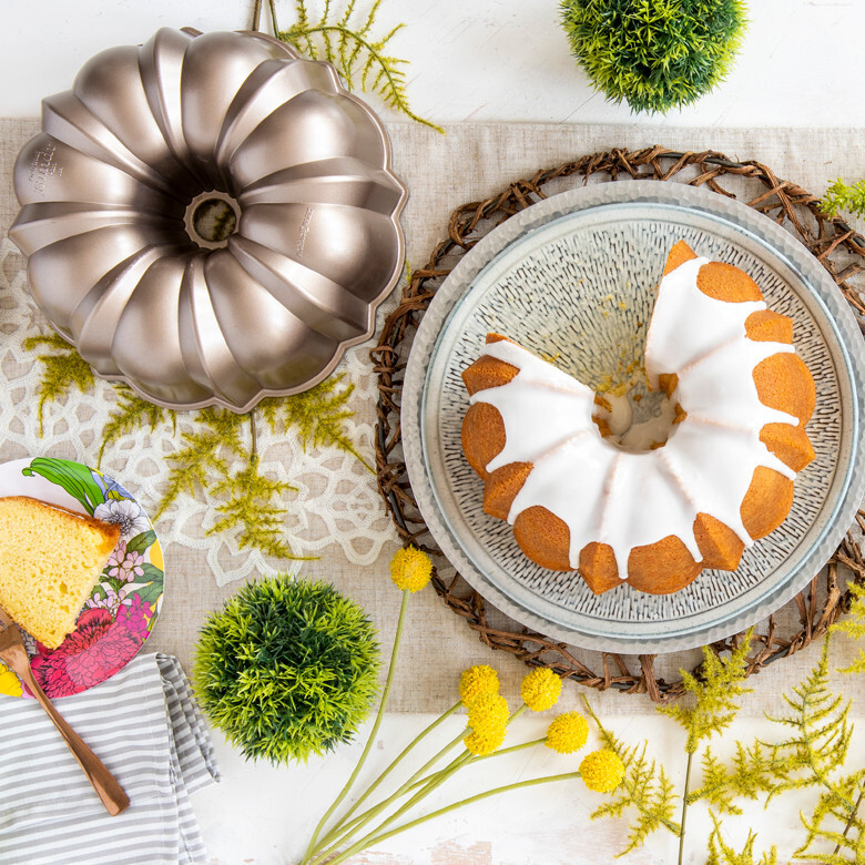 Nordic Ware Toffee Original Bundt® Pan