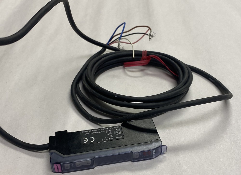 KEYENCE,AP-V41WP,Instrumentation Amplifier NOS