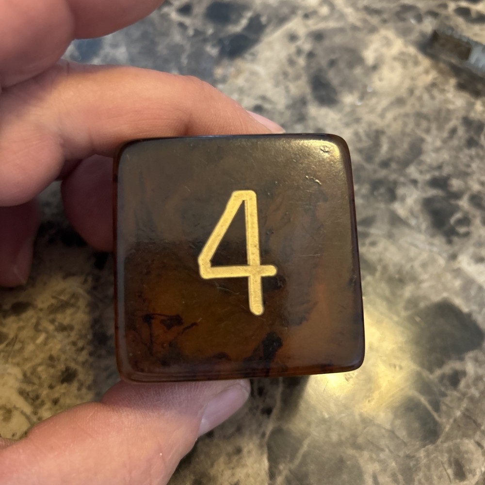 VINTAGE BAKELITE BACKGAMMON DOUBLING CUBE 2 in.