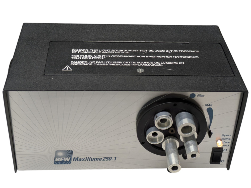BFW-MAXILLUME 250-1 FIBER OPTIC LIGHT SOURCE/ILLUMINATOR