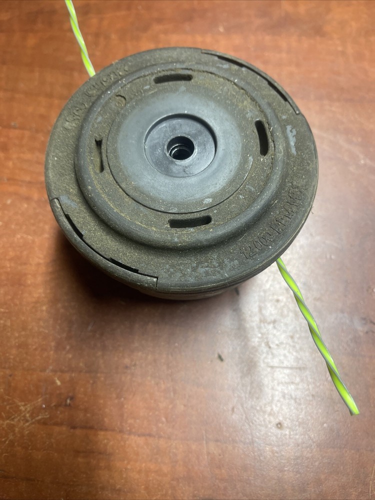 Used OEM Part String Head Assembly For Ryobi P2009 18v Brushless String Trimmer