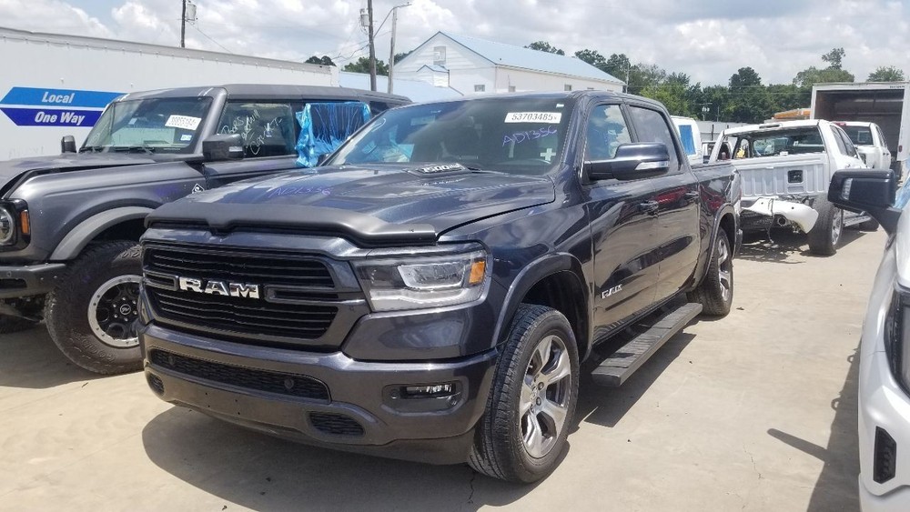 12 CHEVY SILVERADO 1500 HIGH MOUNTED STOP LIGHT