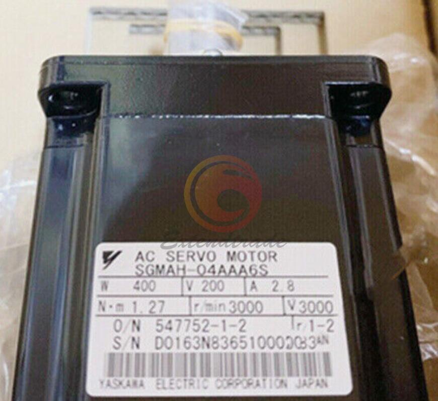 ONE NEW Yaskawa servo Motor SGMAH-04AAA6S