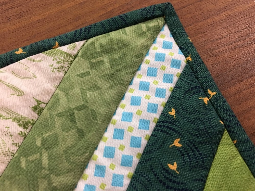 Handmade potholder, mug rug, table decoration, coffee table decor - CUTE!