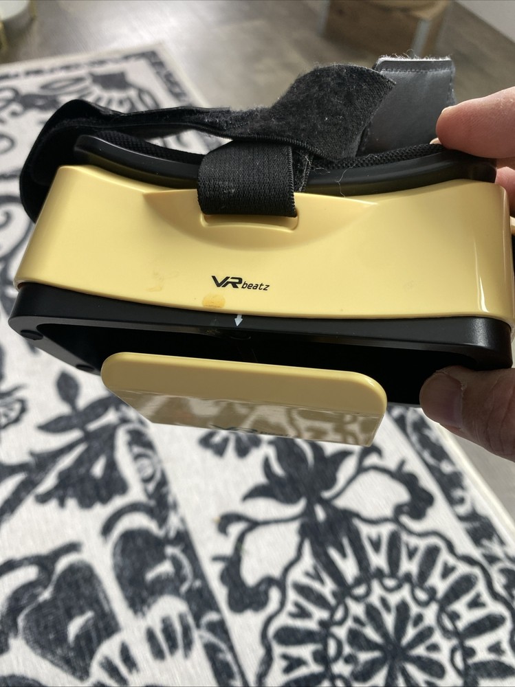 VR Headset Virtual Reality Goggles Glasses by VR beatz iphone, android