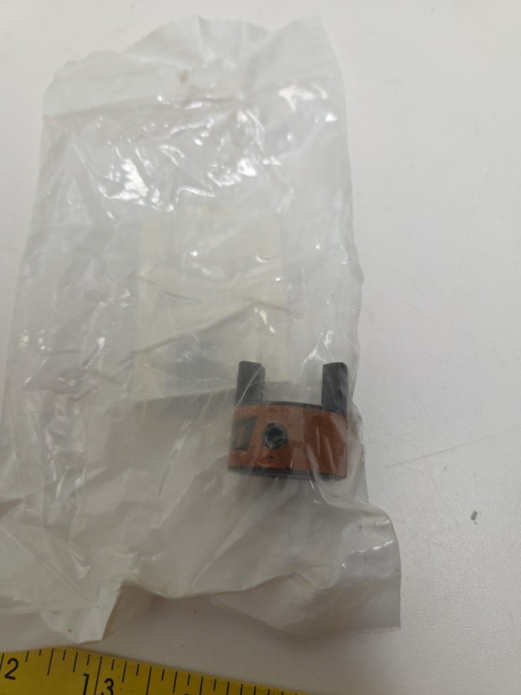 Binks 20-1067 Coupling w/ Set Screw A-050