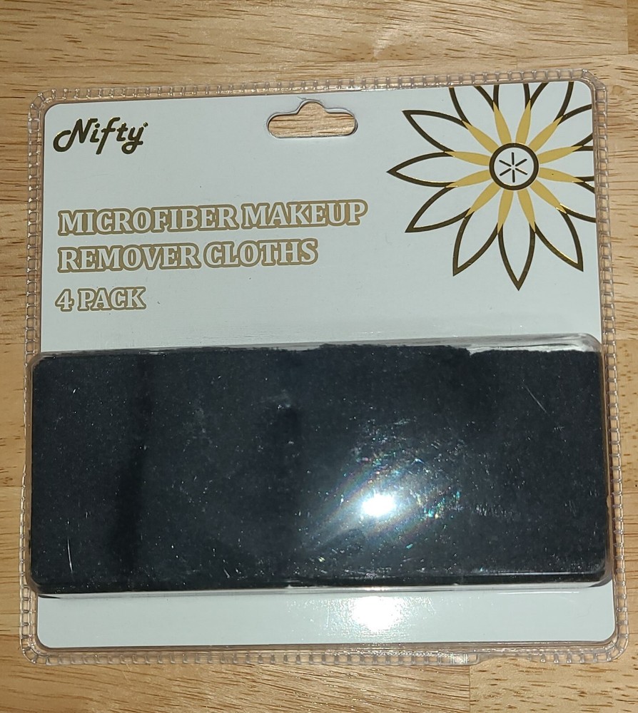 MAKE-UP REMOVER CLOTHS, MICROFIBER CLOTHS, & COSMETIC WEDGES