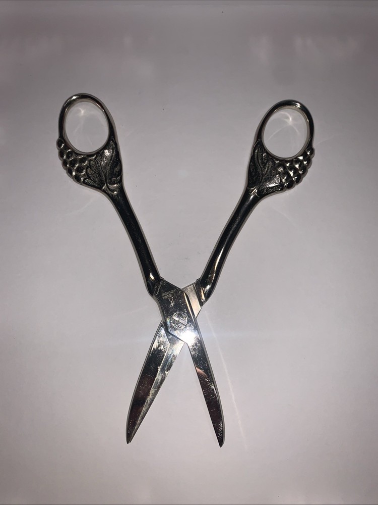 A. Henkels International Grape Vine 6” Scissors