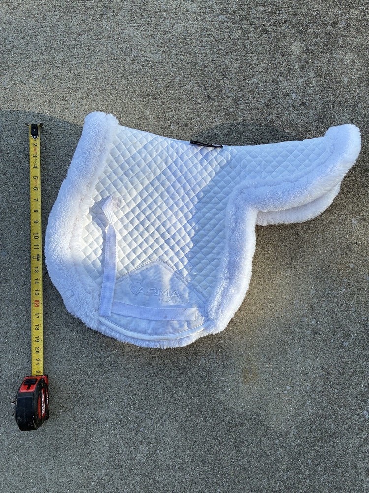 ARMA SupaFleece-Lined Shaped Pad, Size 17"-17.5"