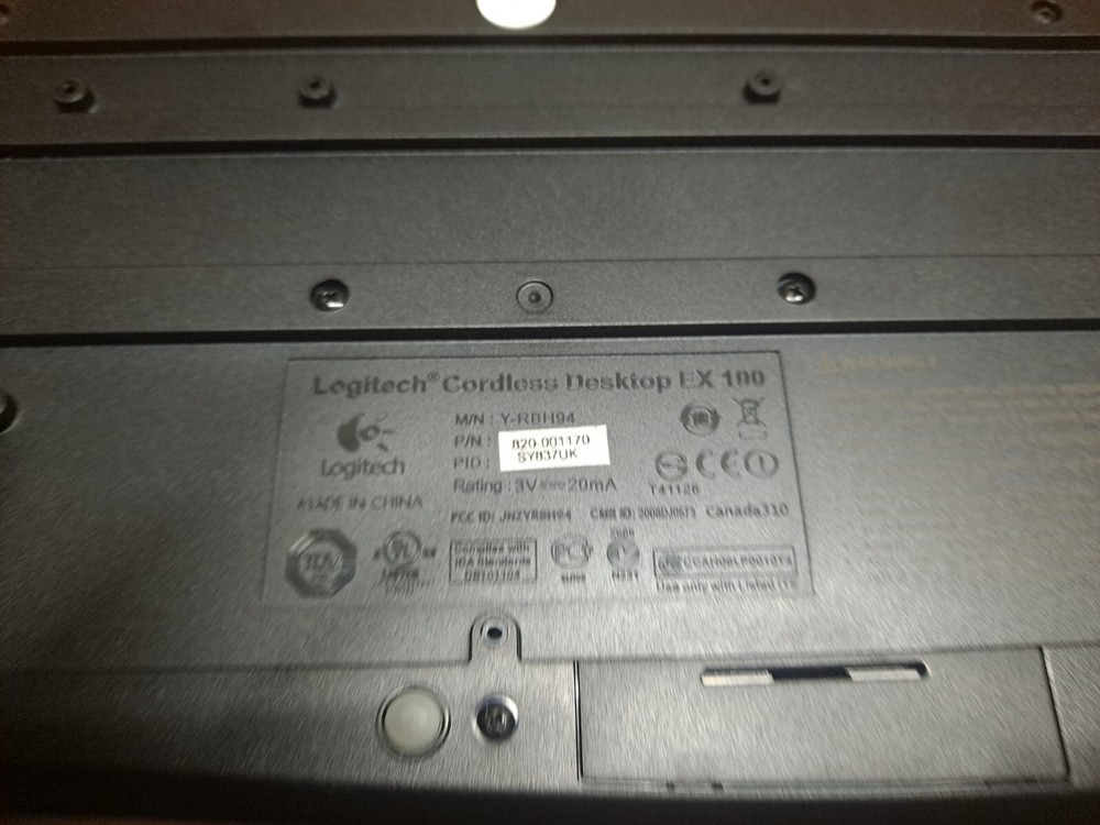 LOGITECH Keyboard Cordless Desktop EX100-Cordless Keyboard & Mouse